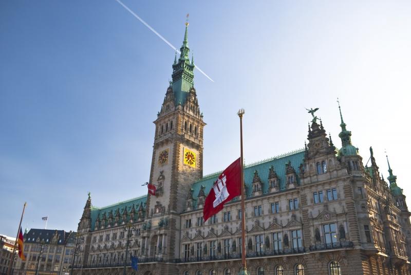 germany_hamburg_tour_spectacular_building.jpg