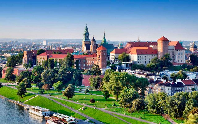 poland-krakow.jpg